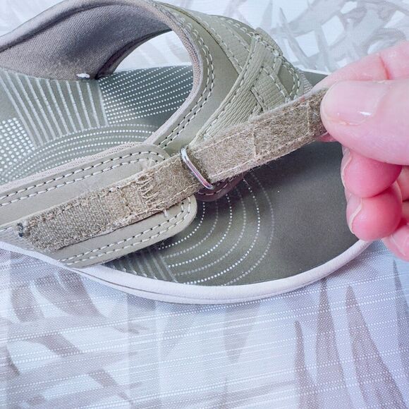 Clarks Breeze Sea Cloudstepper Women's Flip Flop Sandals - Picture 4 of 6